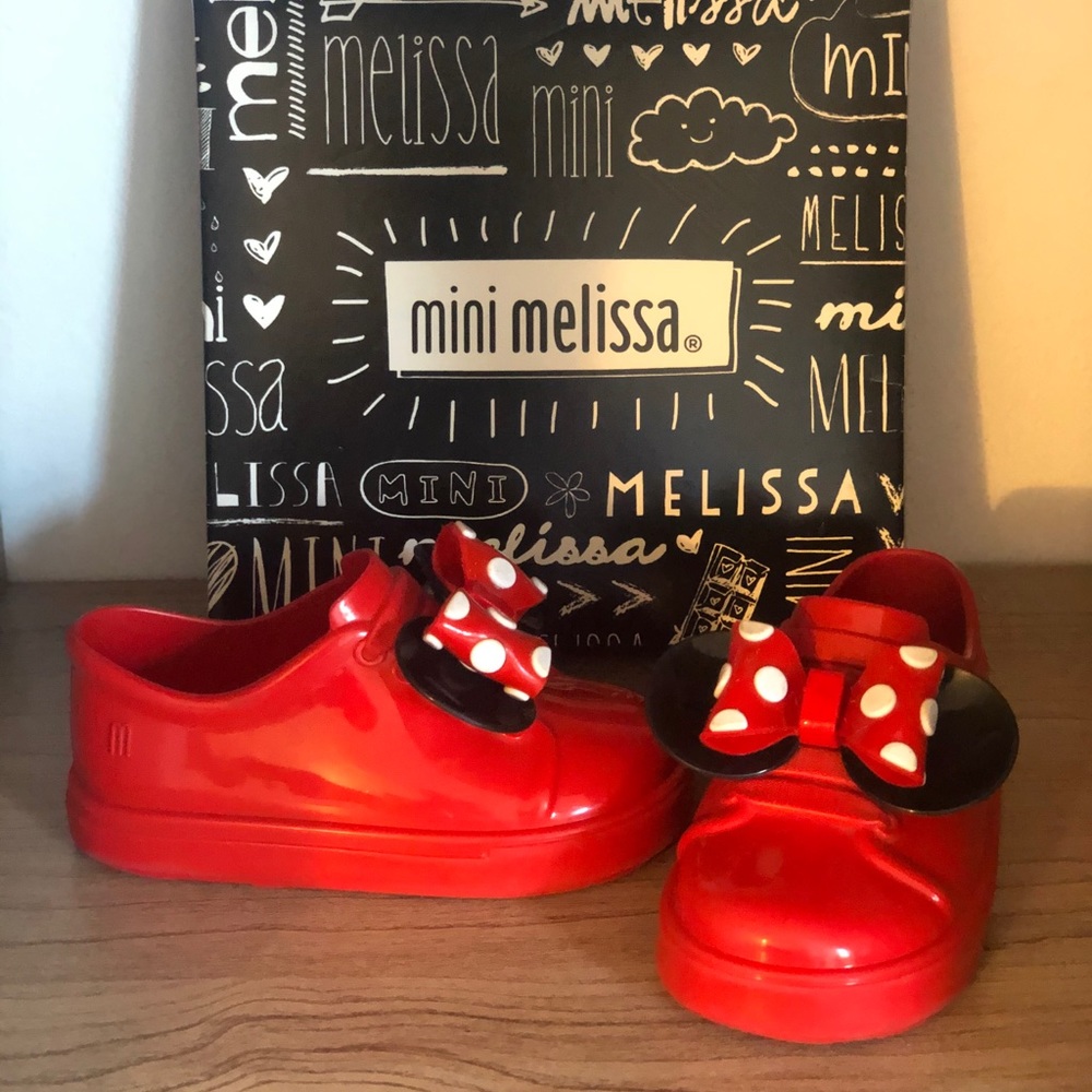 Candy Red MINNIE MOUSE sz7 Minnie Melissa Shoes